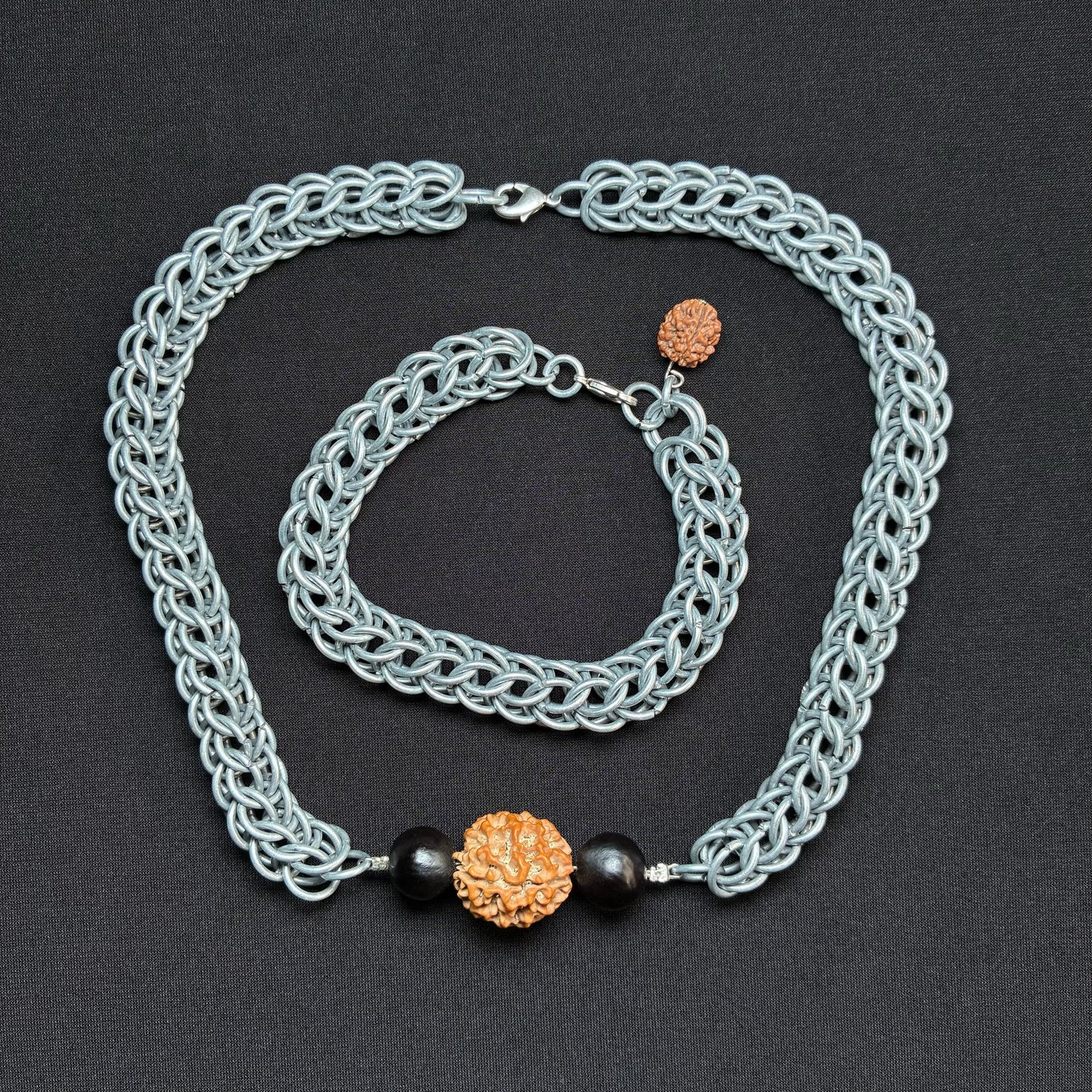 SERPENT.NOIR.DE.SHIVA.